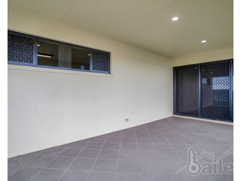 3 Bensara Drive, Beaconsfield QLD 4740