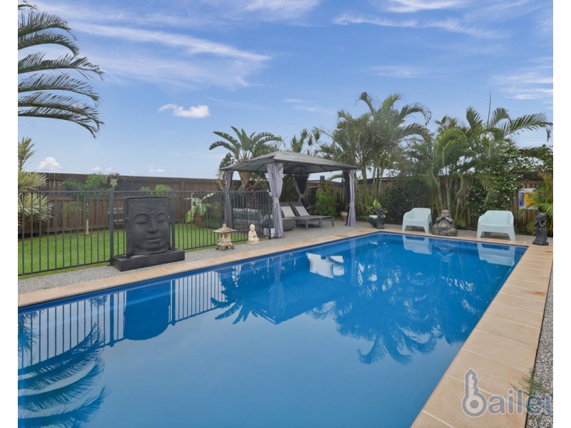 17 Marine Parade, Bucasia QLD 4750