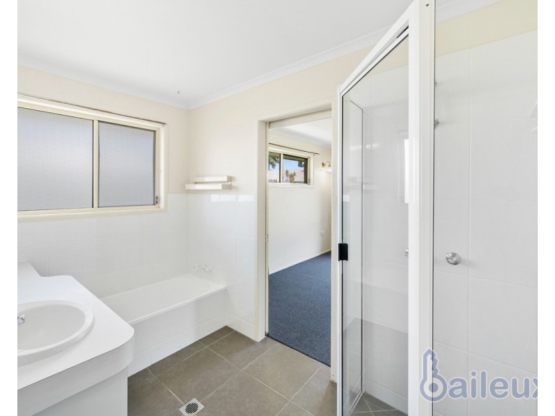 5 Cassia Street, Beaconsfield QLD 4740