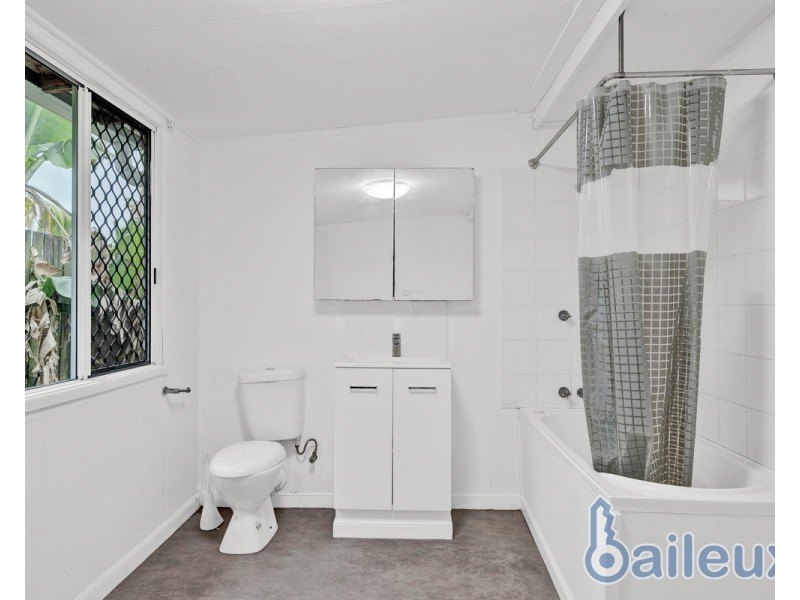 10 Keith Hamilton Street, West Mackay QLD 4740