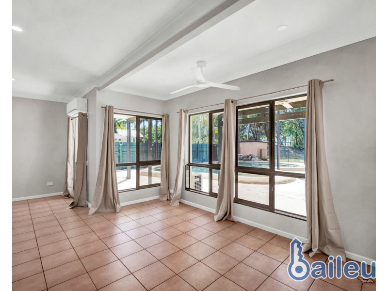 11 Coral Drive, Blacks Beach QLD 4740