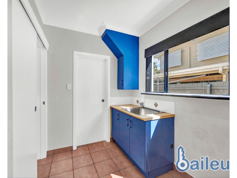 11 Coral Drive, Blacks Beach QLD 4740