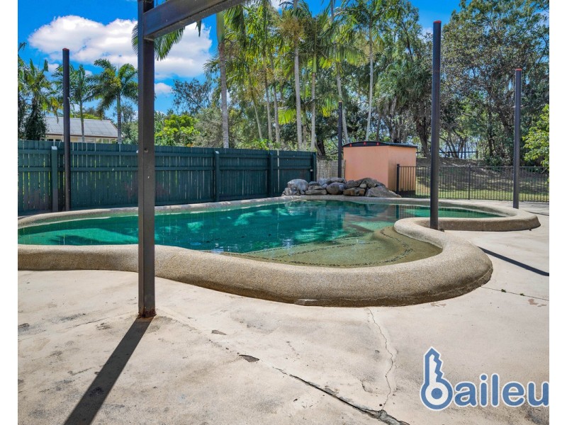 11 Coral Drive, Blacks Beach QLD 4740