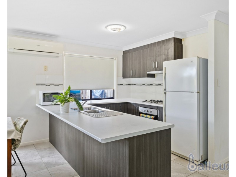 1/10 Whitehaven Drive, Blacks Beach QLD 4740
