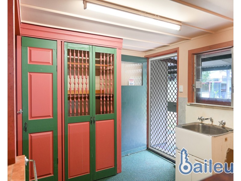 15 Magpie Street, Slade Point QLD 4740