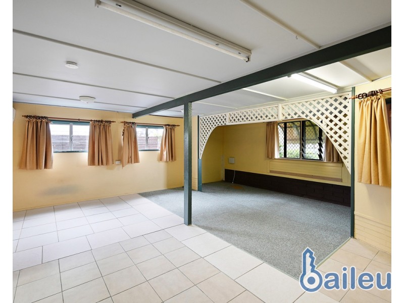 15 Magpie Street, Slade Point QLD 4740