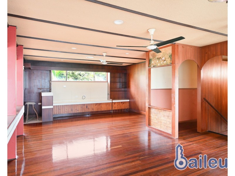 15 Magpie Street, Slade Point QLD 4740