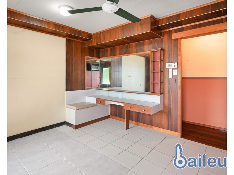 15 Magpie Street, Slade Point QLD 4740