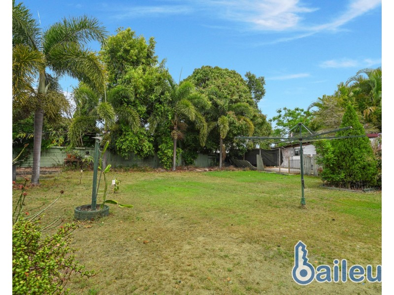 15 Magpie Street, Slade Point QLD 4740