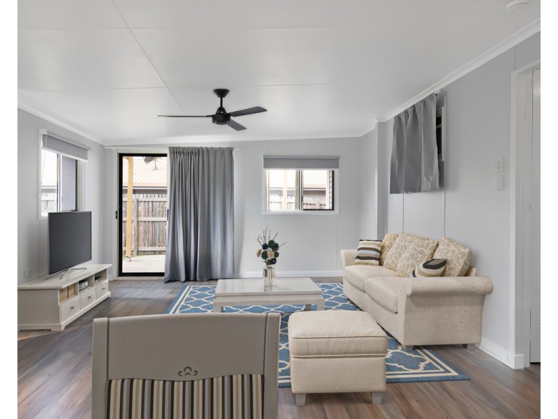 10 Christensen Street, Bucasia QLD 4750