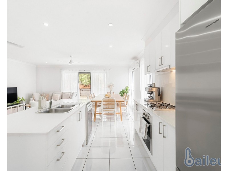 24 Balzan Drive, Rural View QLD 4740