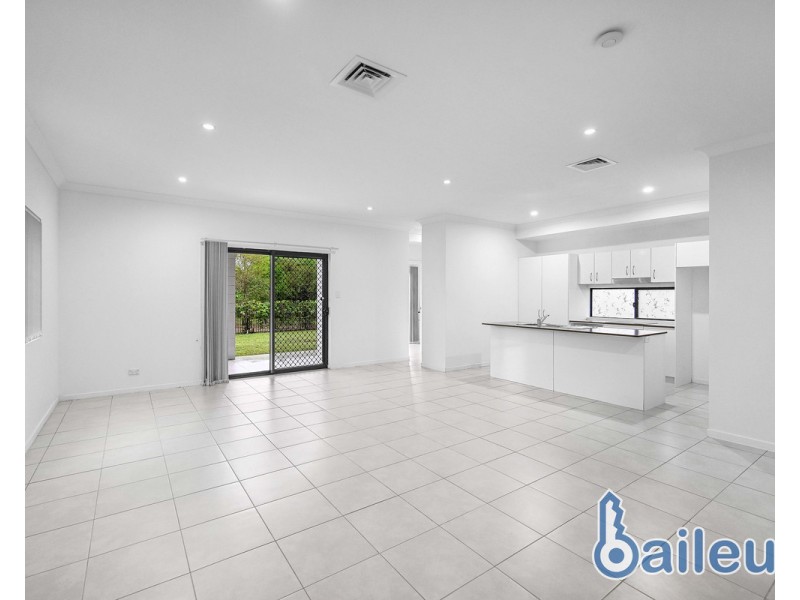 12 Vaucluse Crescent, East Mackay QLD 4740