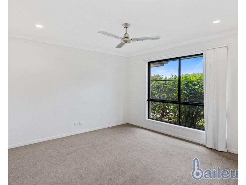 2/2 Whitehaven Drive, Blacks Beach QLD 4740