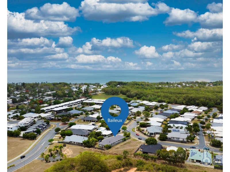 1/10 Whitehaven Drive, Blacks Beach QLD 4740