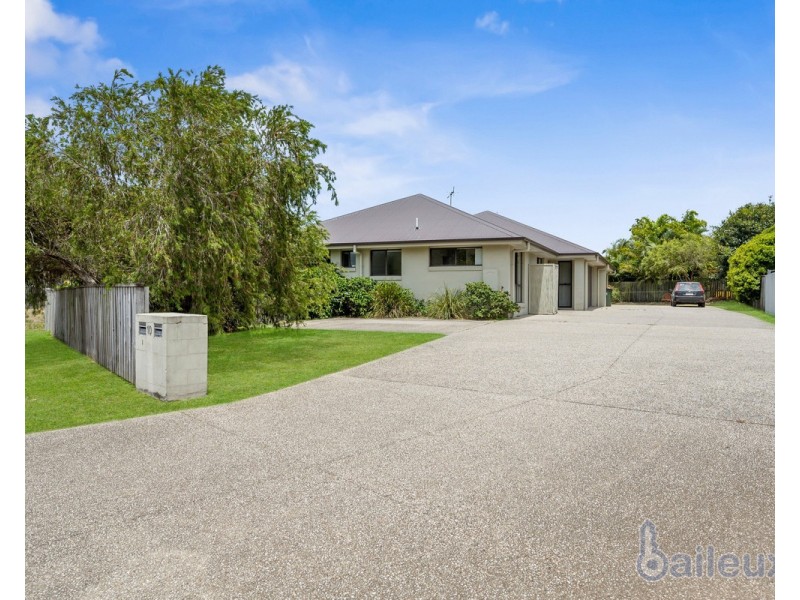 1/10 Whitehaven Drive, Blacks Beach QLD 4740