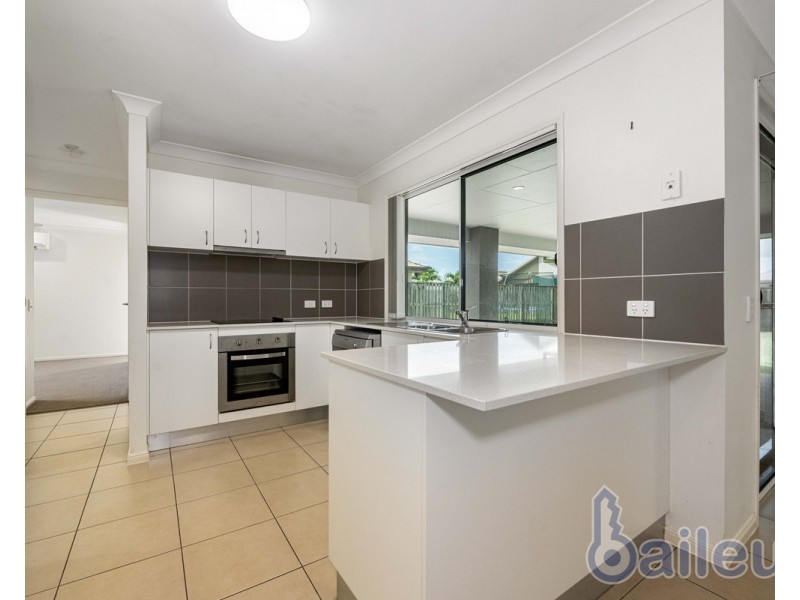 55 Schooner Avenue, Bucasia QLD 4750