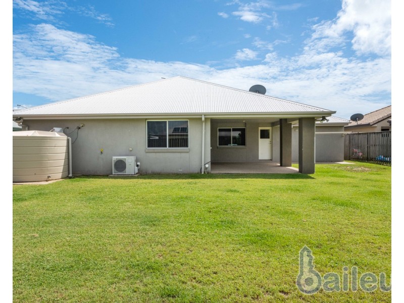 55 Schooner Avenue, Bucasia QLD 4750