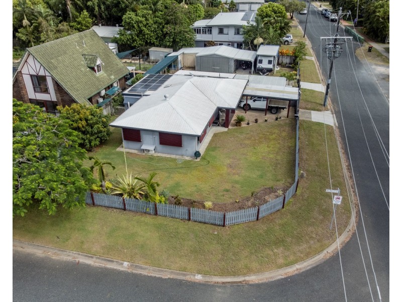 19 Bourke Street, Blacks Beach QLD 4740