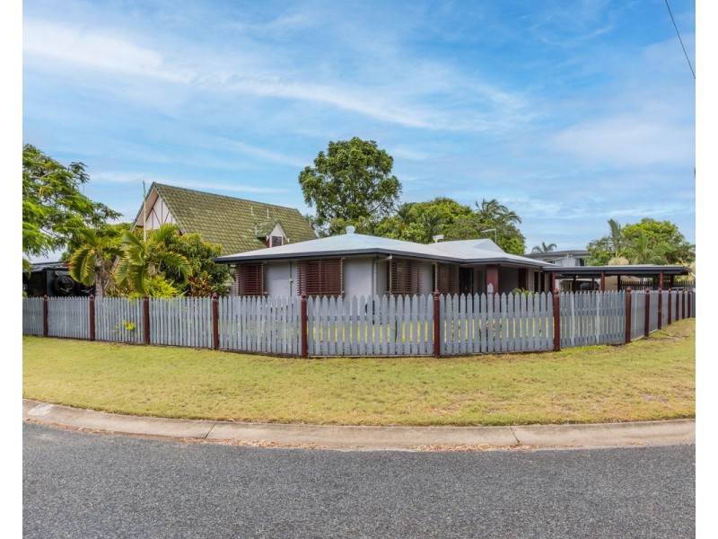 19 Bourke Street, Blacks Beach QLD 4740