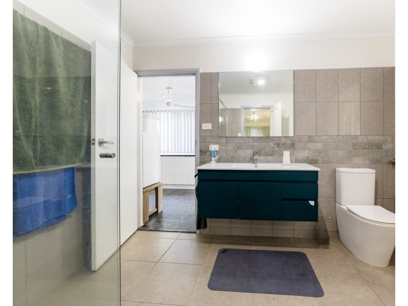 19 Bourke Street, Blacks Beach QLD 4740