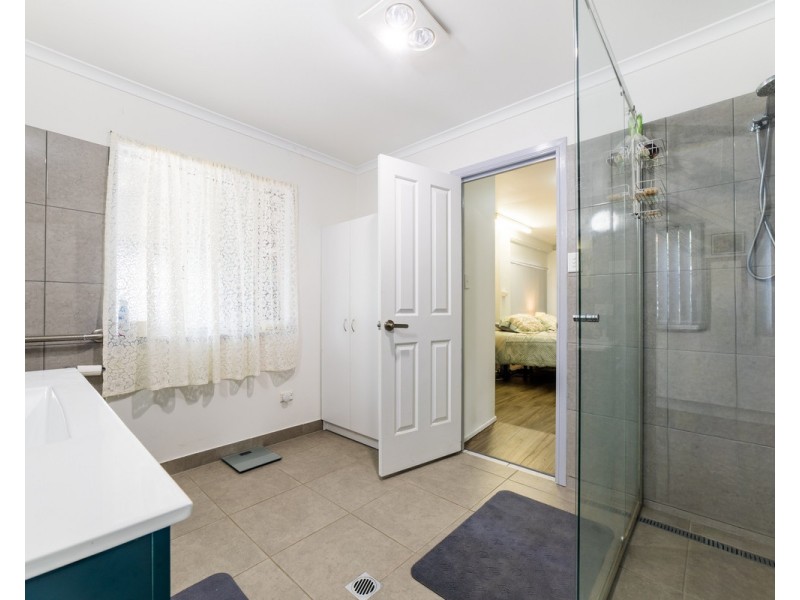 19 Bourke Street, Blacks Beach QLD 4740