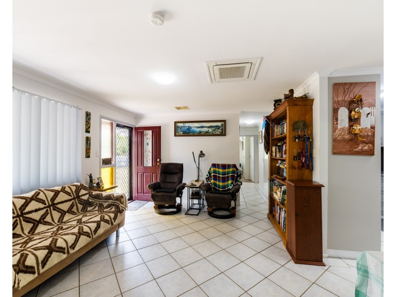 19 Bourke Street, Blacks Beach QLD 4740