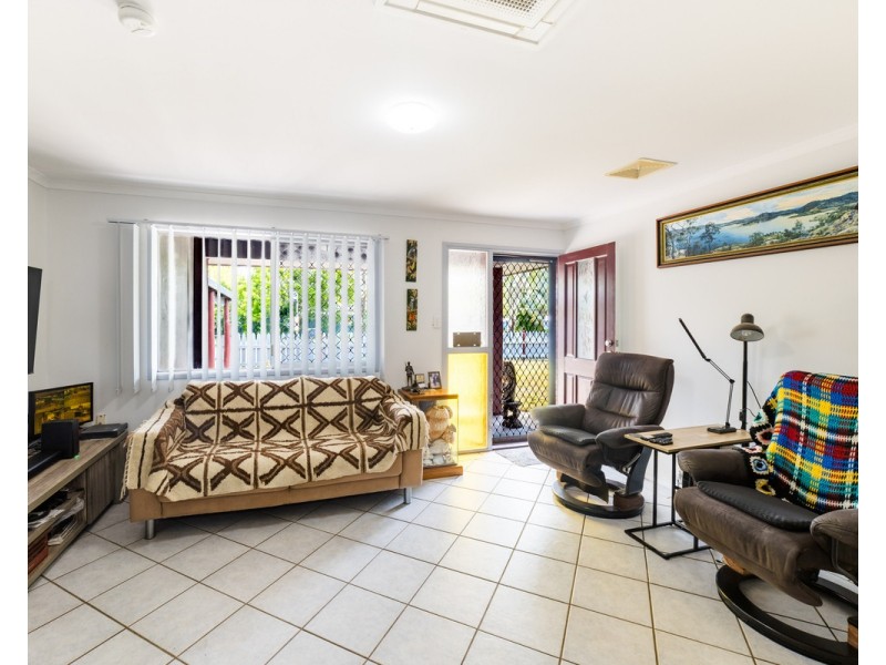 19 Bourke Street, Blacks Beach QLD 4740