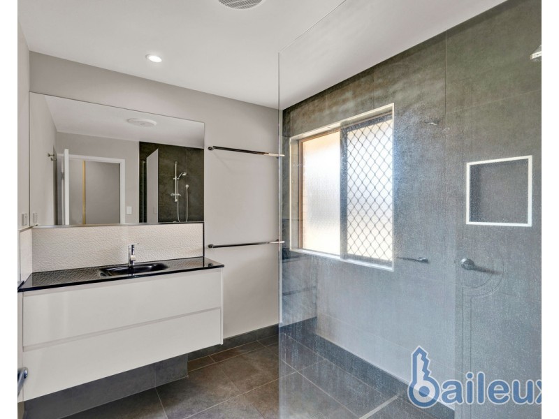 30 Clipper Court, Bucasia QLD 4750