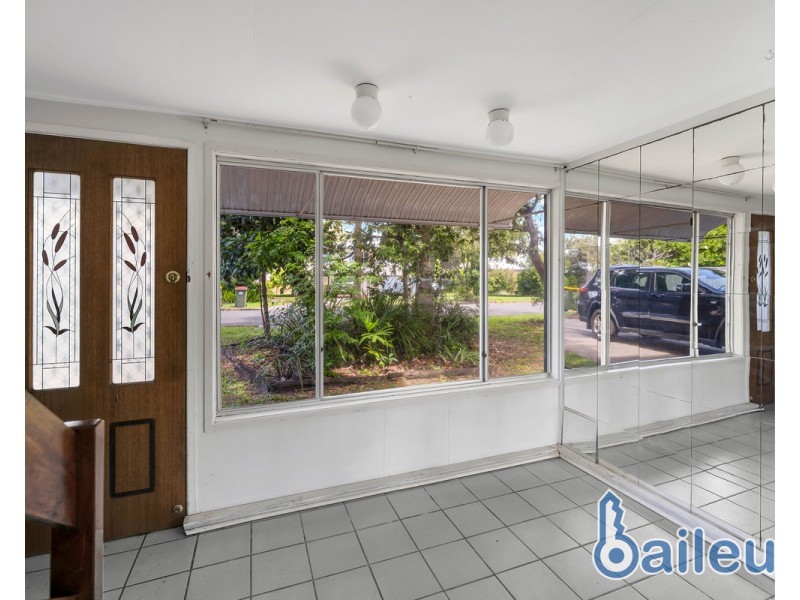 1 Upton Avenue, Andergrove QLD 4740