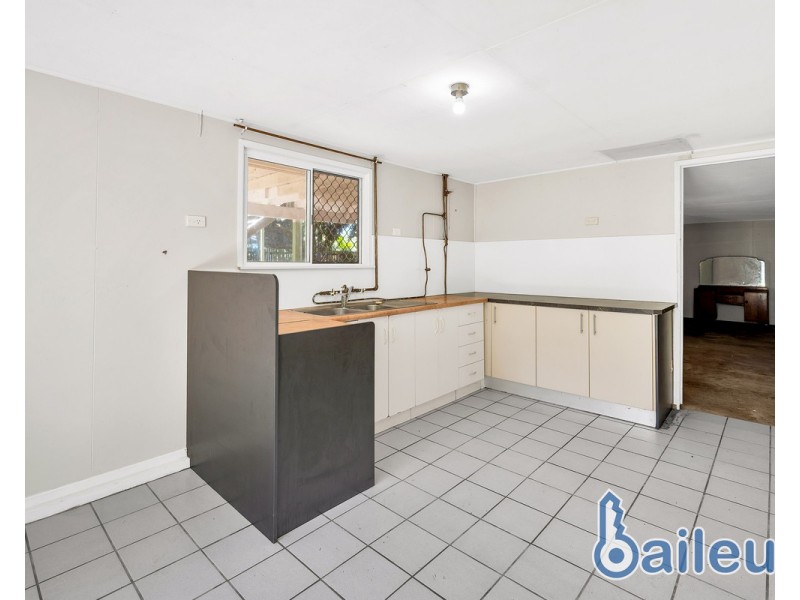 1 Upton Avenue, Andergrove QLD 4740