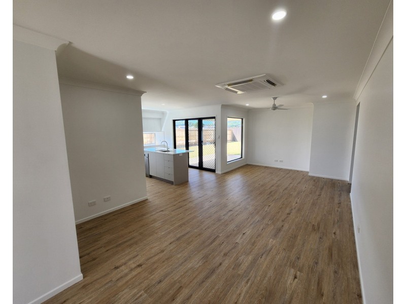 23 Regal Circuit, Beaconsfield QLD 4740