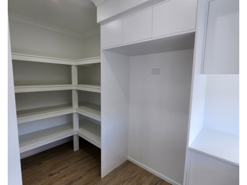 23 Regal Circuit, Beaconsfield QLD 4740