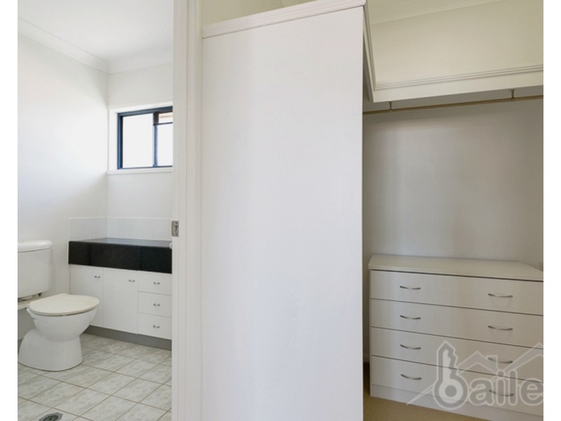 4/21-23 Holland Street, West Mackay QLD 4740