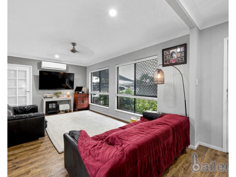 17 Marine Parade, Bucasia QLD 4750