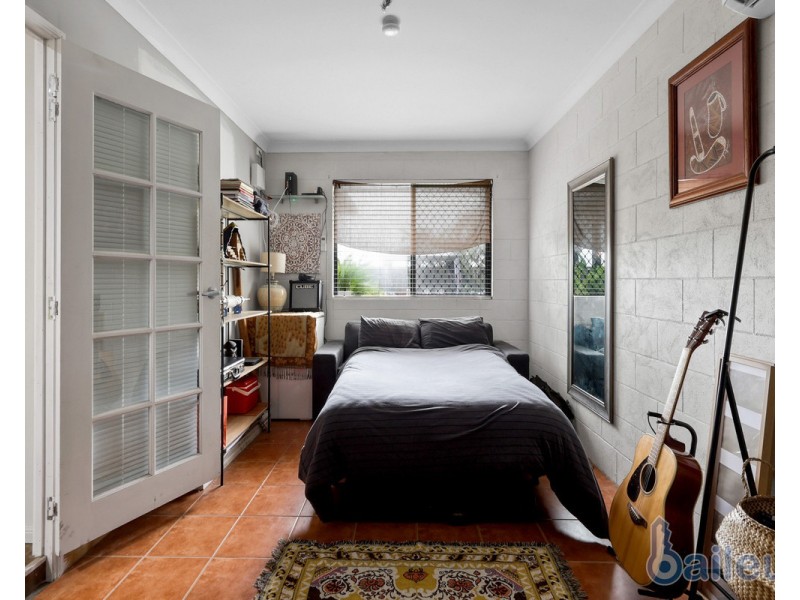 17 Marine Parade, Bucasia QLD 4750