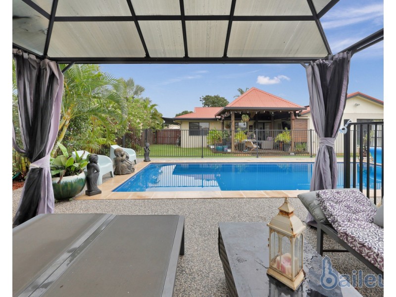 17 Marine Parade, Bucasia QLD 4750
