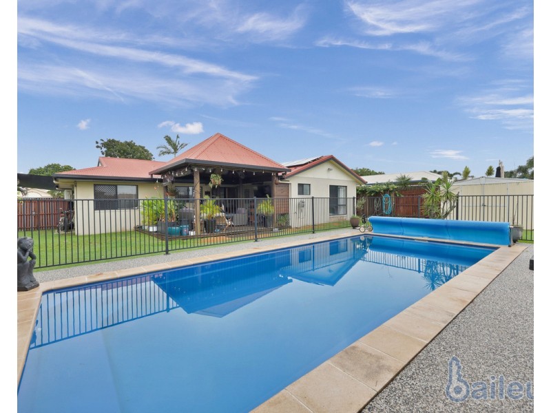 17 Marine Parade, Bucasia QLD 4750