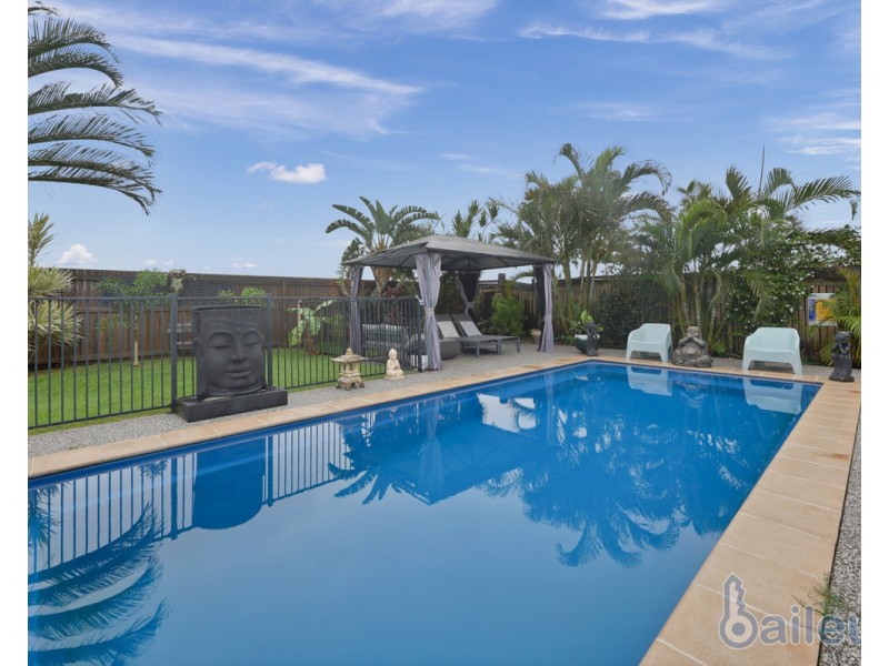 17 Marine Parade, Bucasia QLD 4750