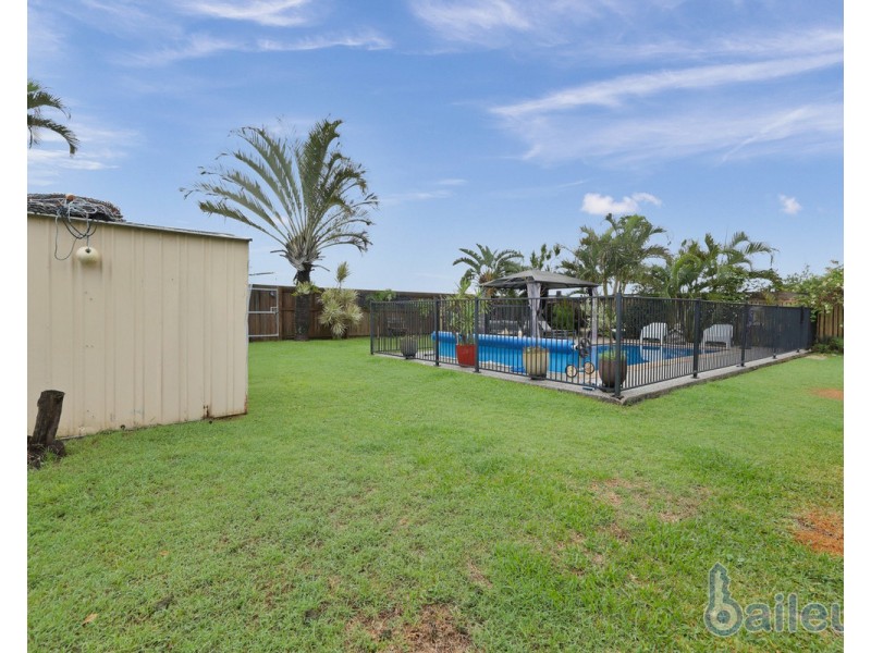 17 Marine Parade, Bucasia QLD 4750