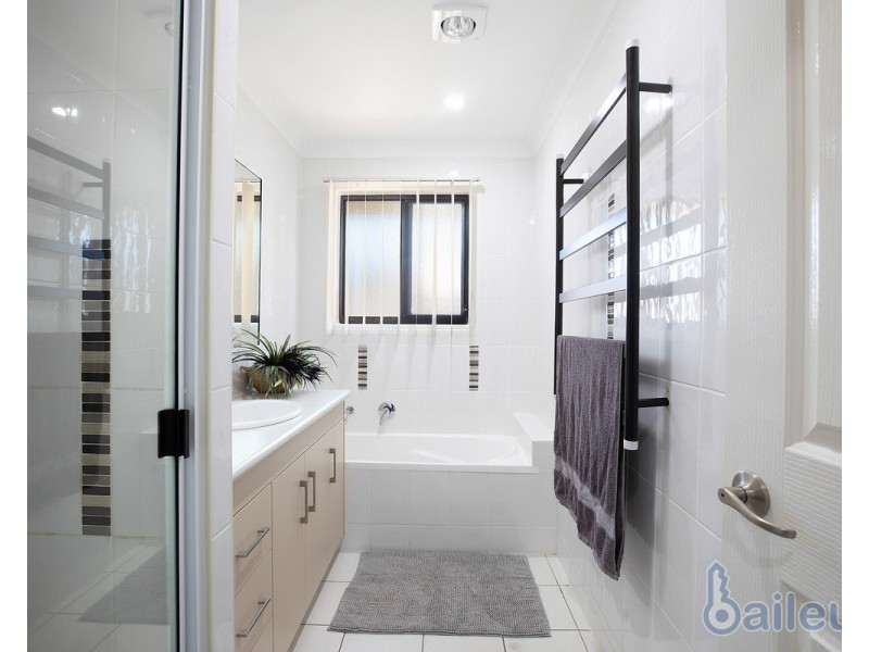 7 Tiffiny Court, Andergrove QLD 4740