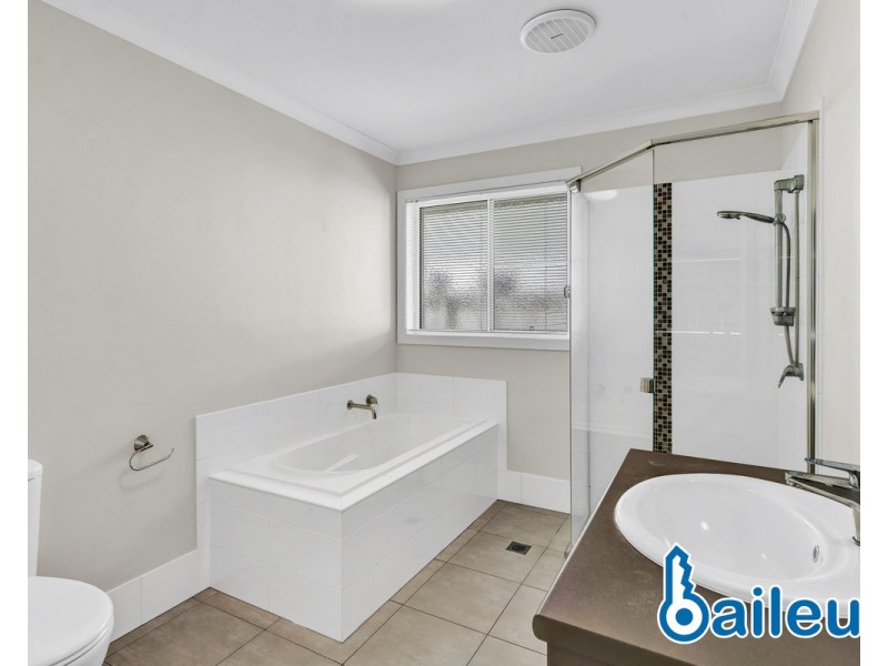 16 Anastasia Street, West Mackay QLD 4740