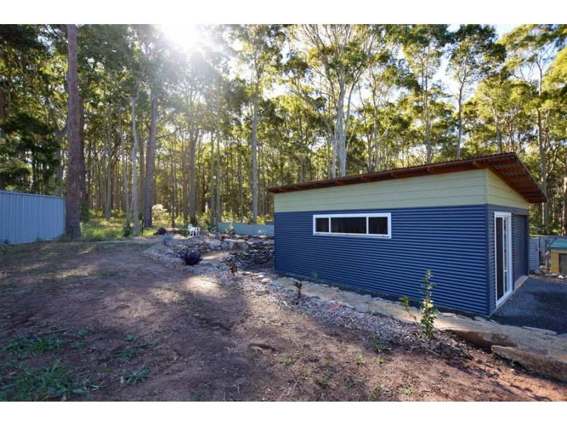 6 Martin Grove, Mystery Bay NSW 2546