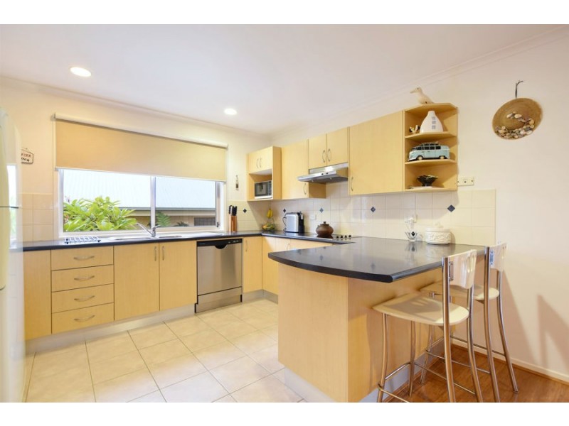 3/17 Eric Fenning Dr, Surf Beach NSW 2536