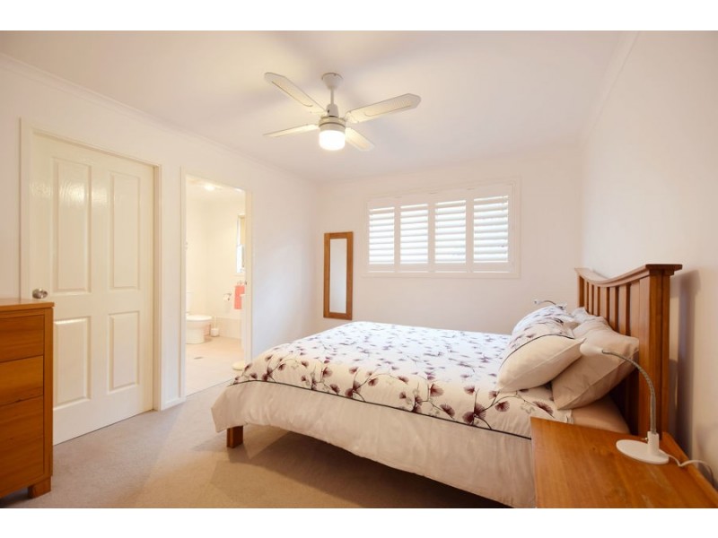 3/17 Eric Fenning Dr, Surf Beach NSW 2536