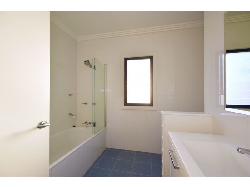 7a Jarrah Way, Malua Bay NSW 2536