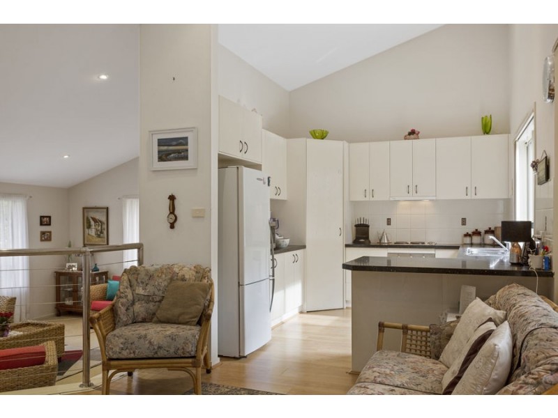 25b Gibson Pl, Batehaven NSW 2536