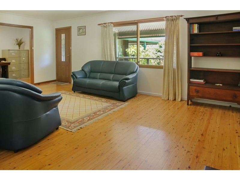 36 Princes Hwy, Bodalla NSW 2545