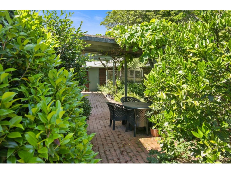 36 Princes Hwy, Bodalla NSW 2545