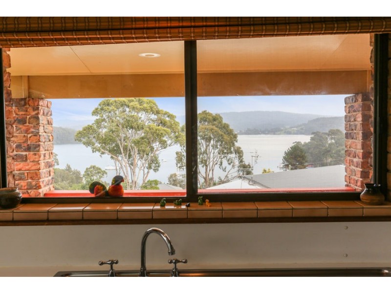 3 Davison St, Narooma NSW 2546
