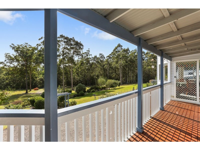 54 Kookaburra Pl, Bodalla NSW 2545